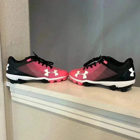 Under Armour Other - Under Armour Boys Leadoff Low RM 1297316-002 Pink Baseball Cleats Shoes Size 3Y